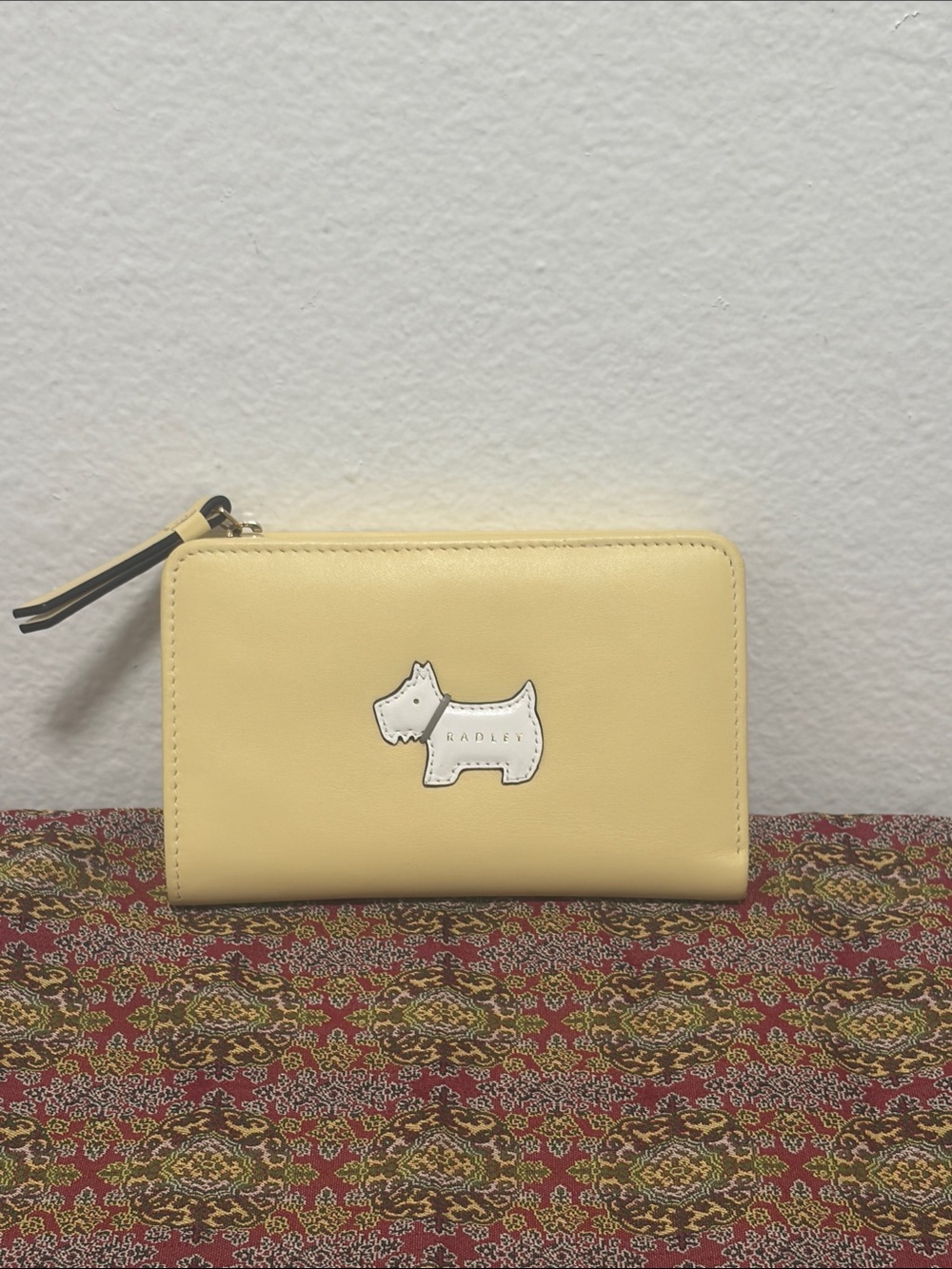 Radley London Yellow White Scottie Leather Snap Wallet - Like New